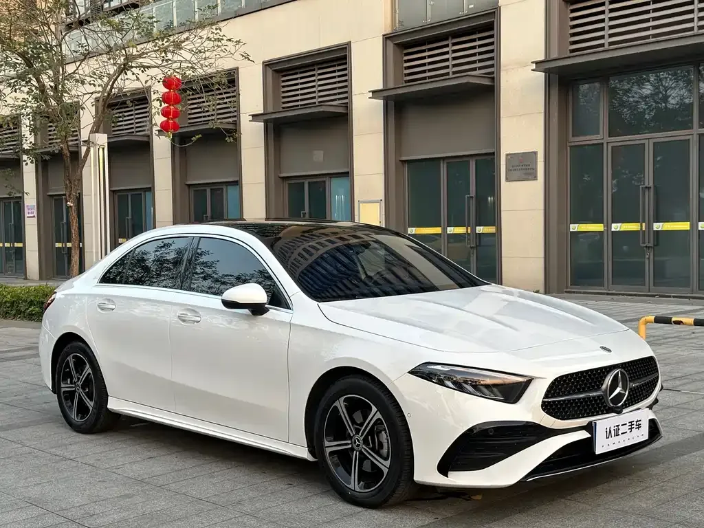 Mercedes-Benz A-Class — фото 9