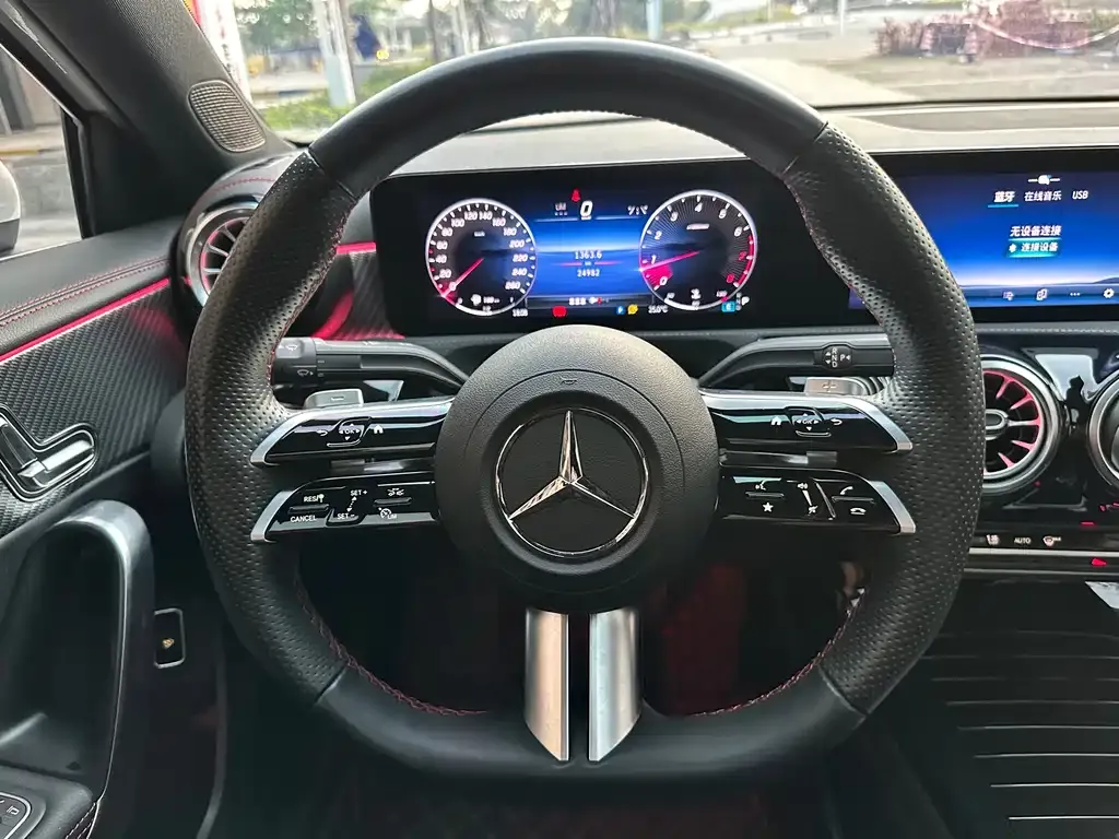 Mercedes-Benz A-Class — фото 3