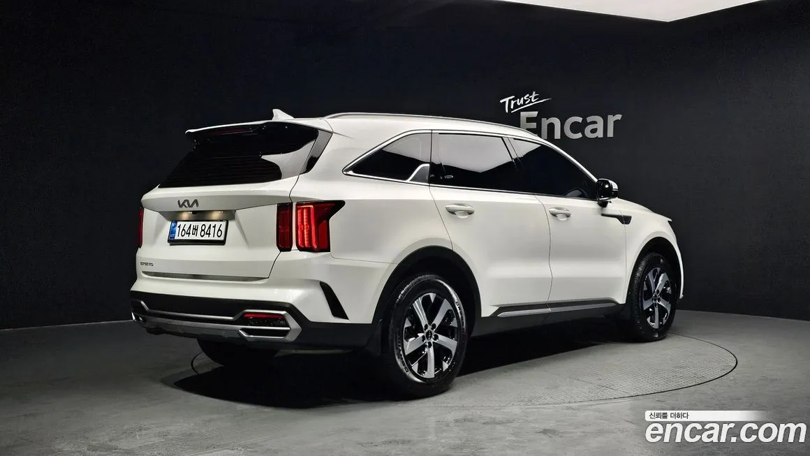 Kia Sorento — фото 3