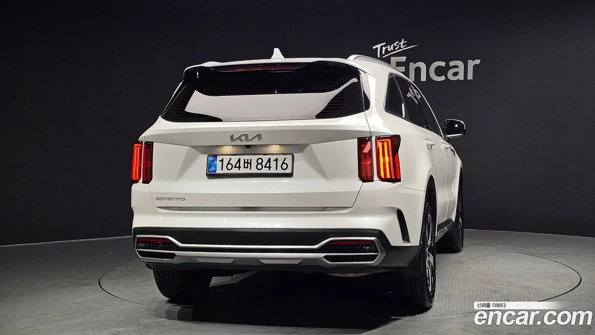 Kia Sorento — фото 4