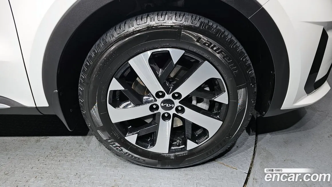 Kia Sorento — фото 5