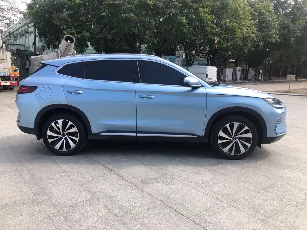 BYD PLUS New Energy — фото 10