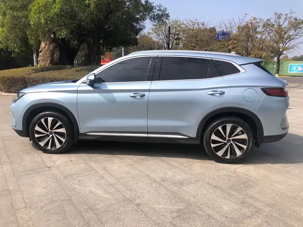 BYD PLUS New Energy — фото 5