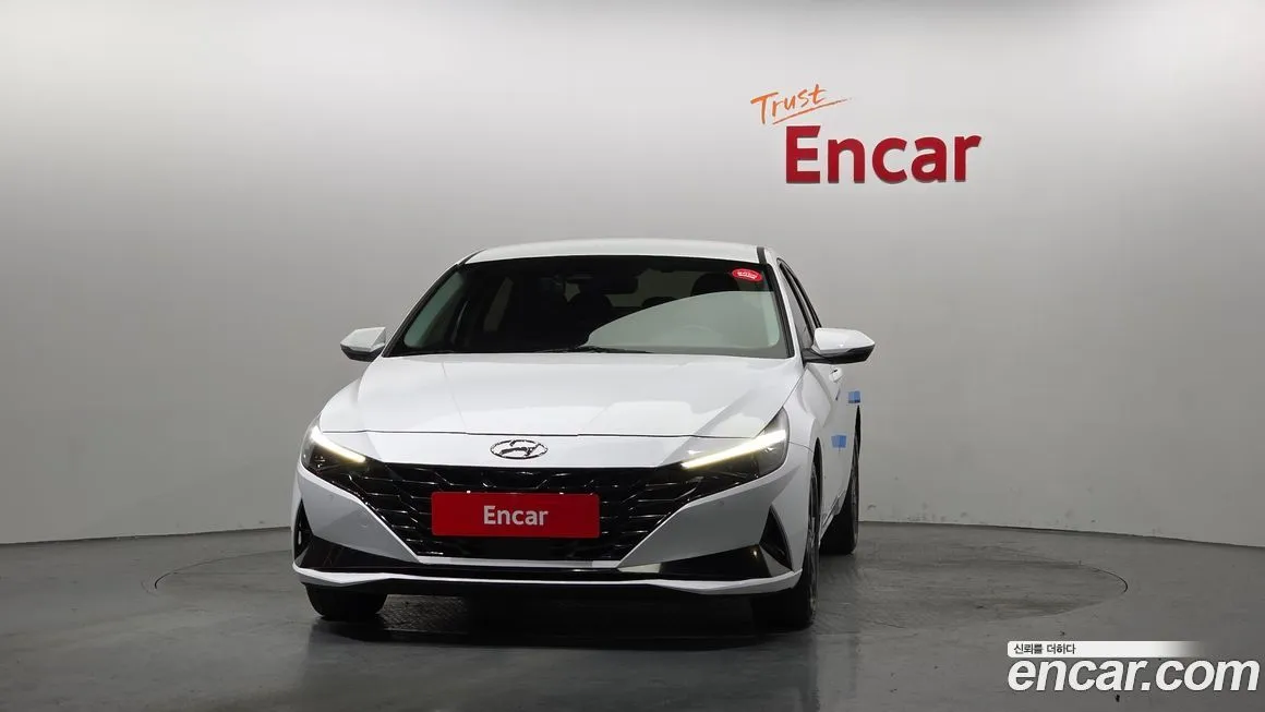 Hyundai AVANTE — фото 2