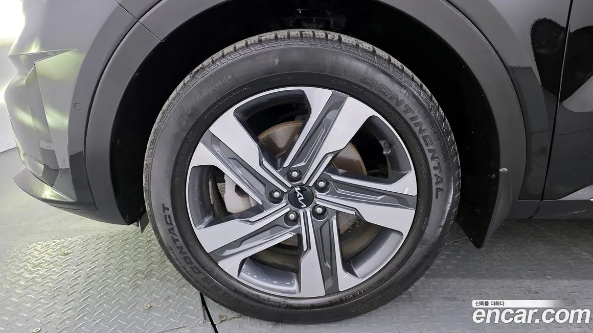 Kia Sorento — фото 10