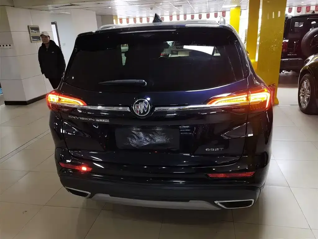 Buick Envision Plus — фото 10