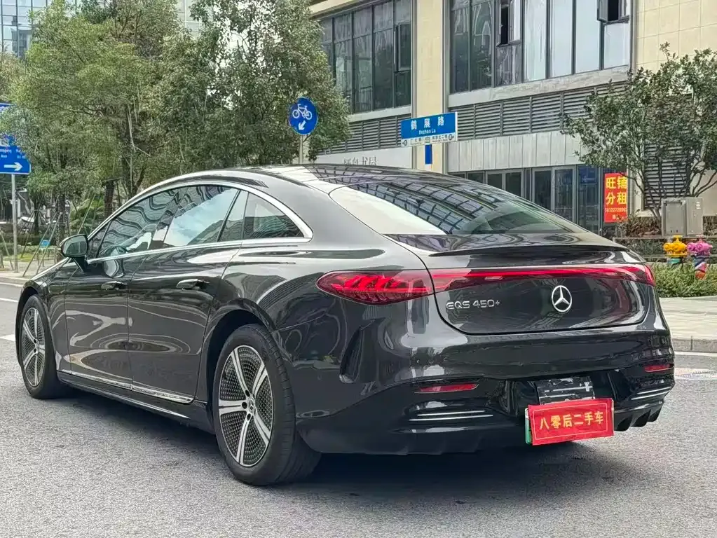 Mercedes-Benz EQS — фото 10