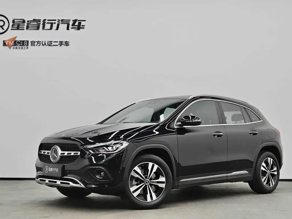 Mercedes-Benz GLA — фото 1
