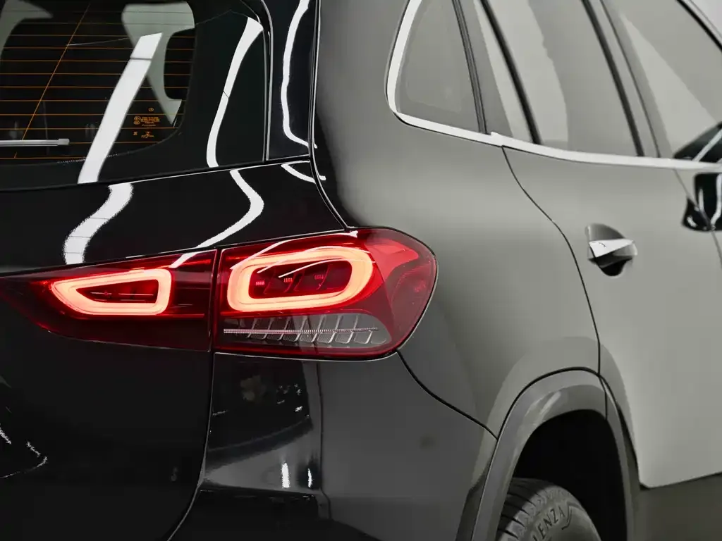 Mercedes-Benz GLA — фото 6