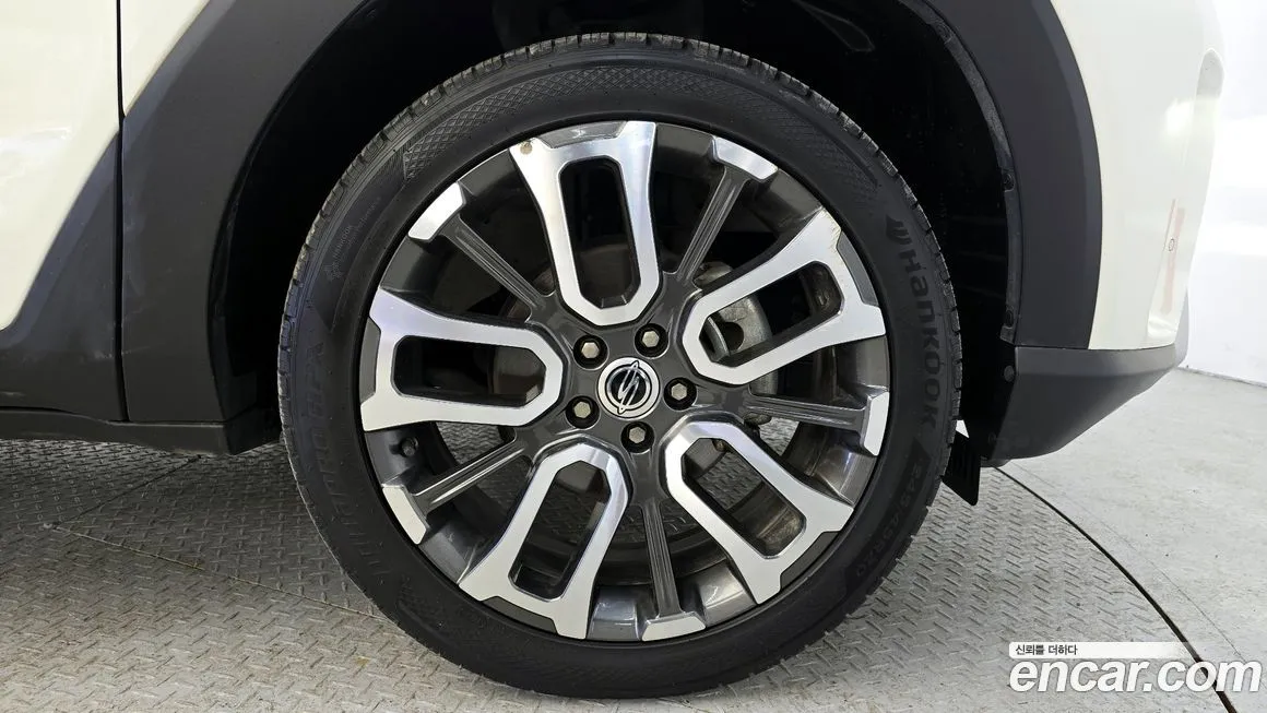 KG Mobility (Ssangyong) Torres — фото 7