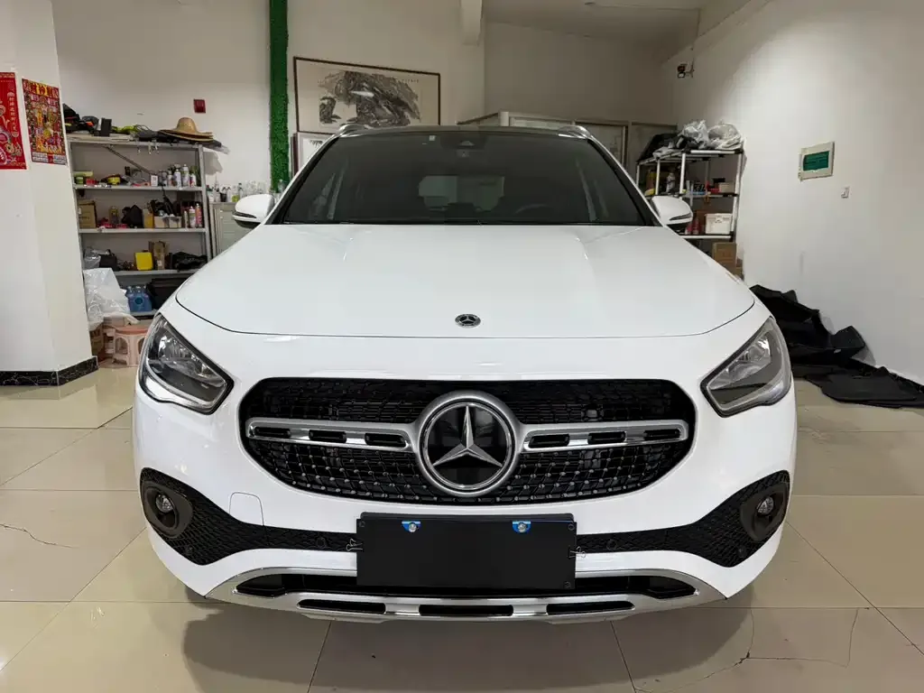 Mercedes-Benz GLA — фото 8