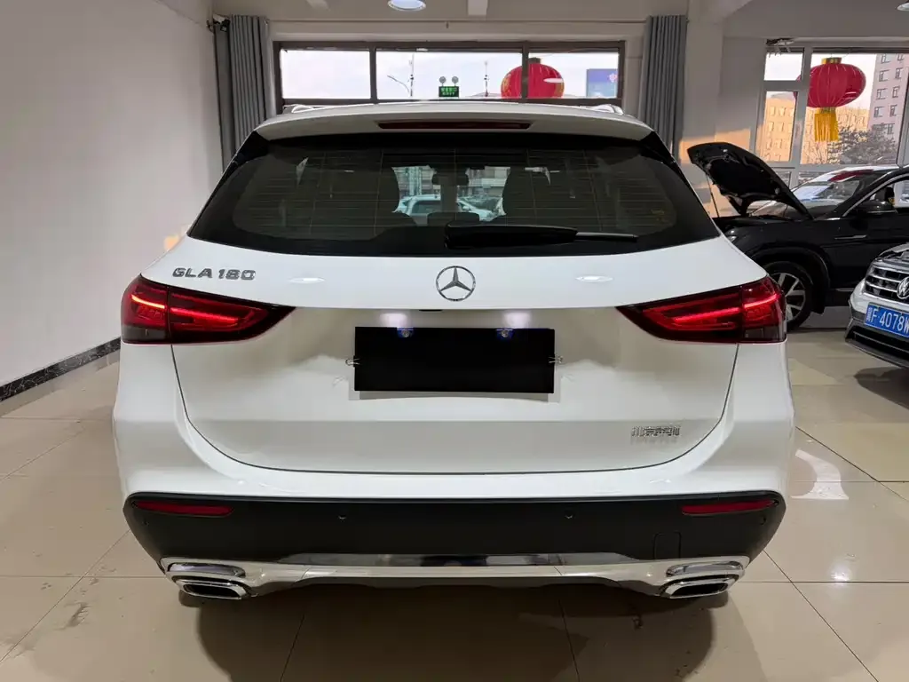 Mercedes-Benz GLA — фото 9