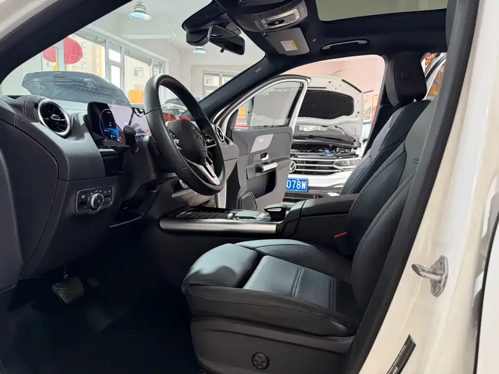 Mercedes-Benz GLA — фото 5