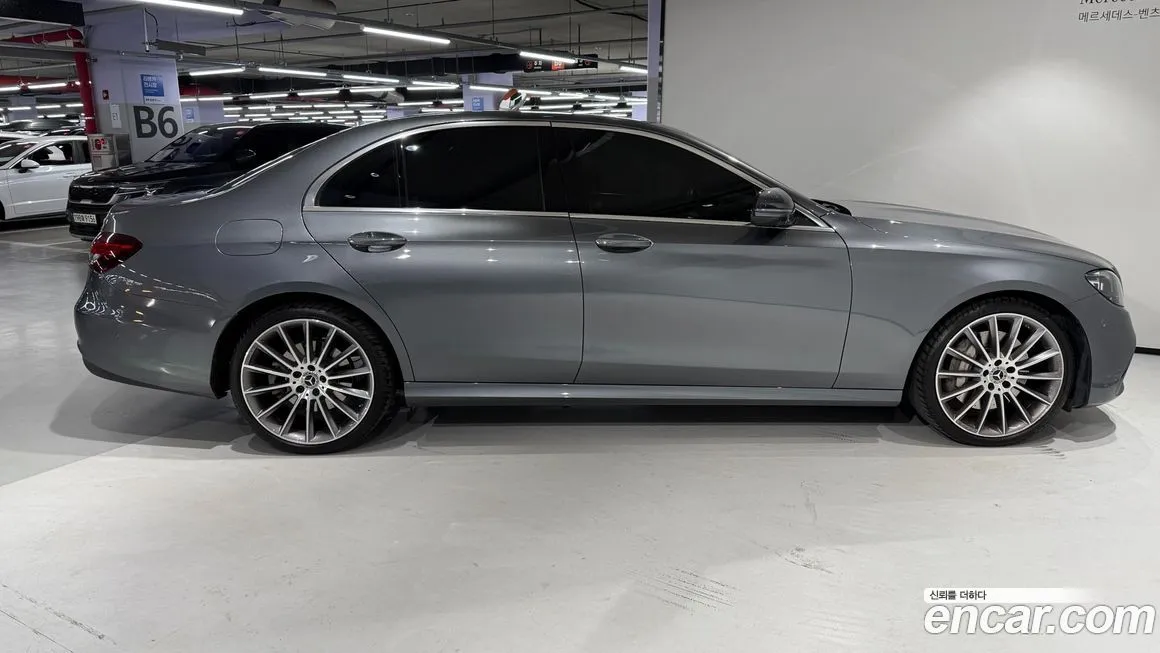 Mercedes-Benz E-Class — фото 10