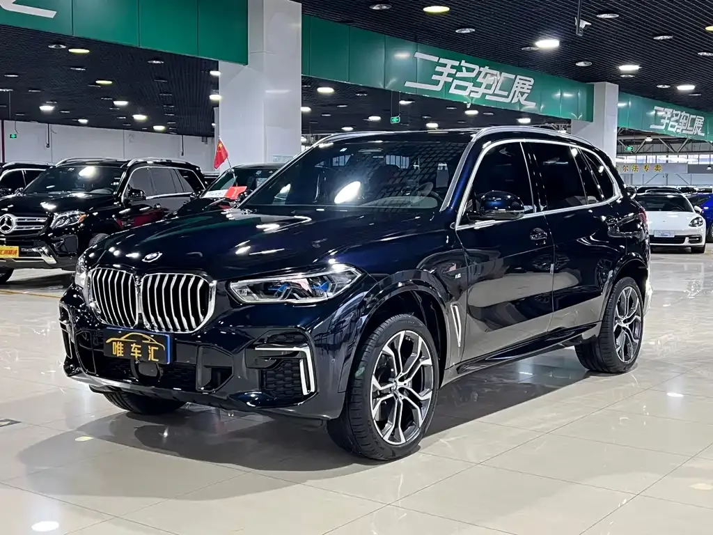 BMW X5 — фото 1