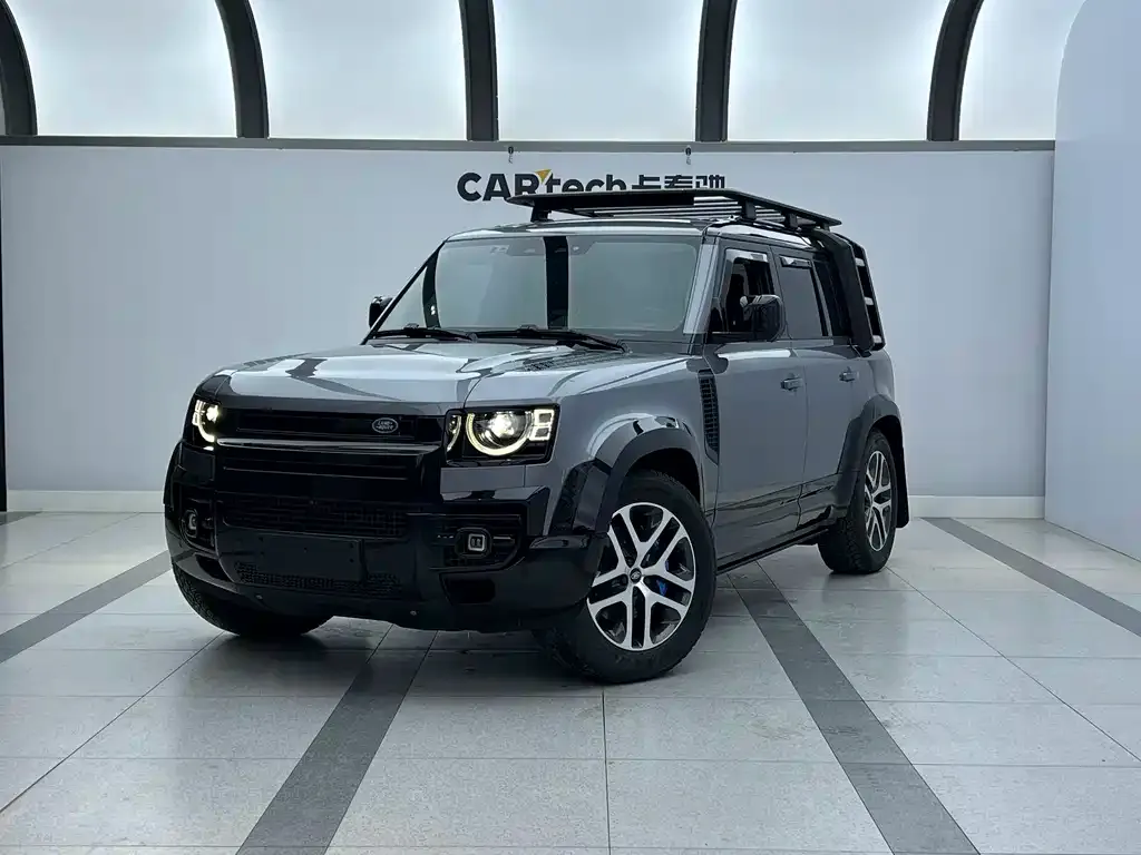 Land Rover Defender — фото 1