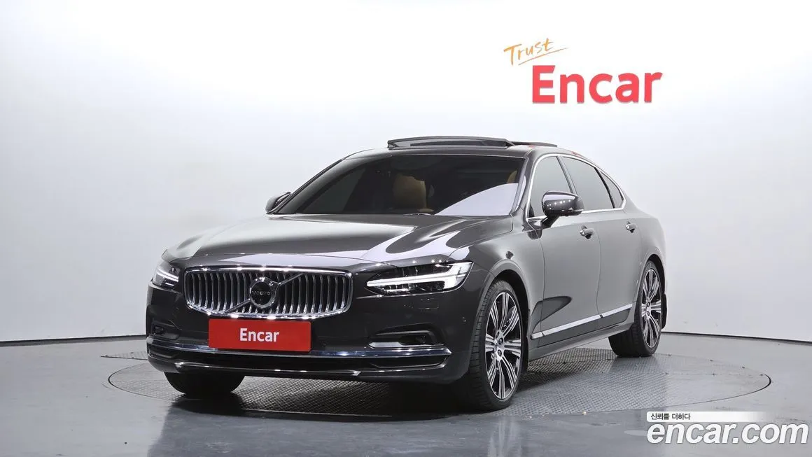 Volvo S90 — фото 1