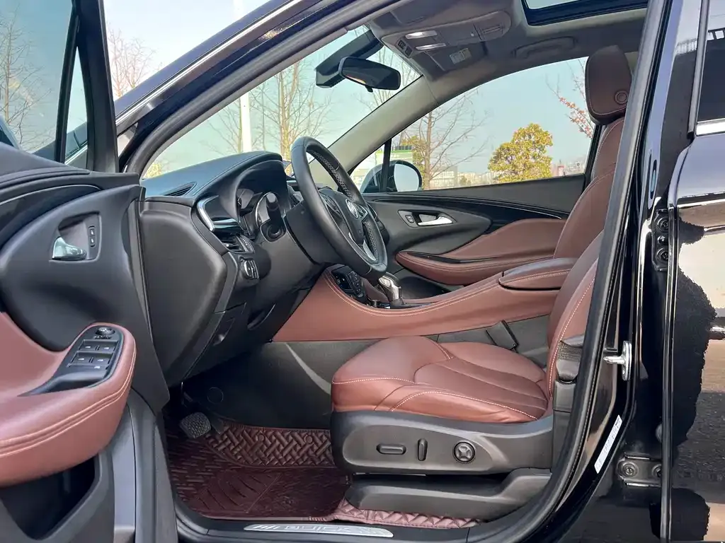 Buick Envision Plus — фото 8
