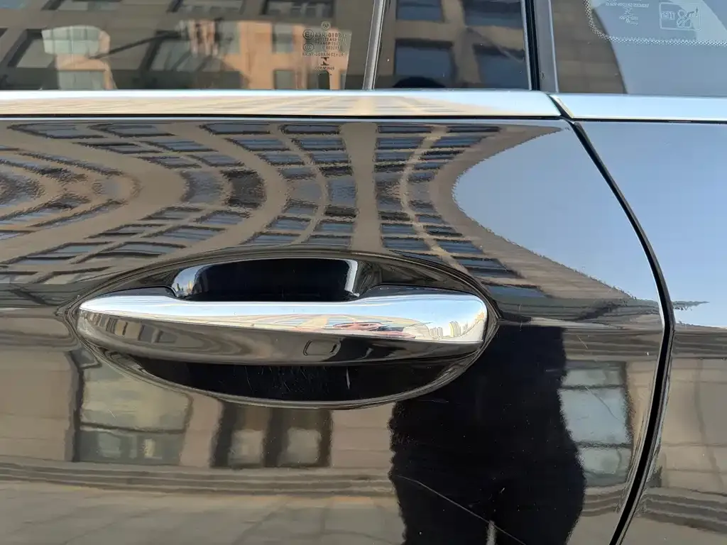 Mercedes-Benz E-Class New Energy — фото 4