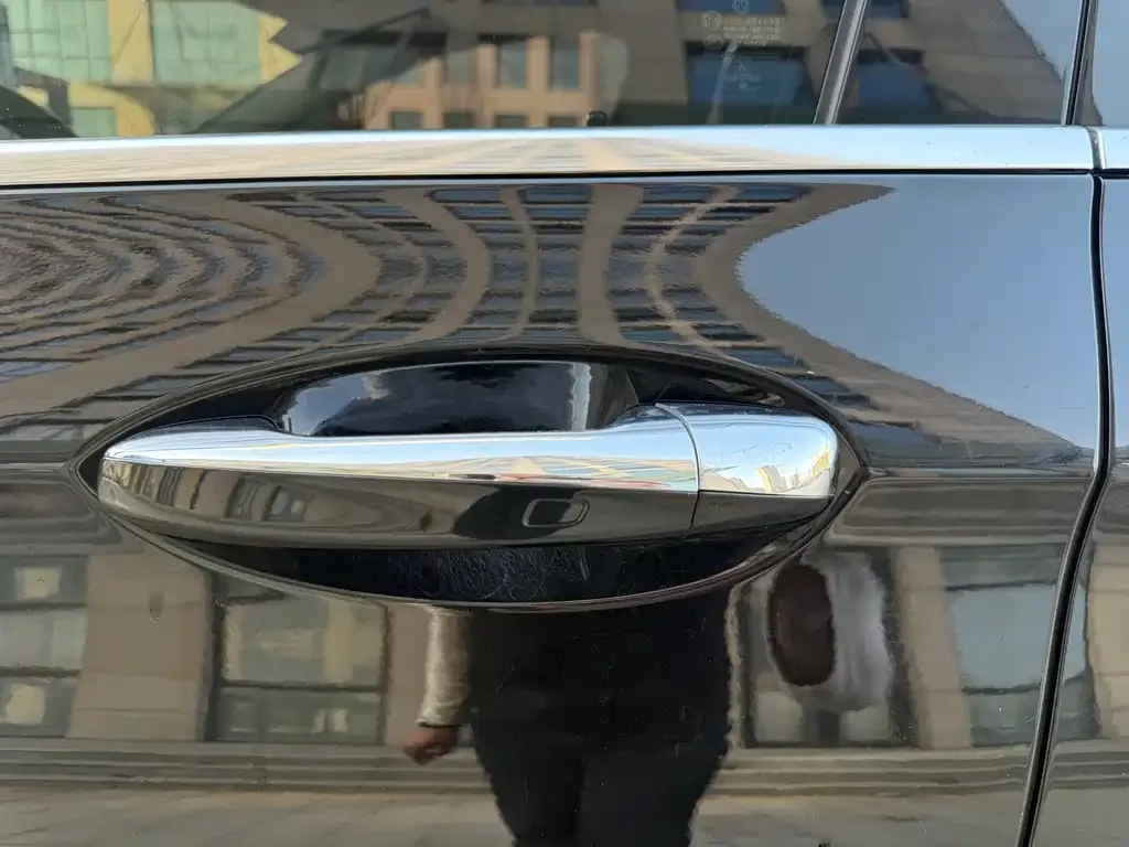 Mercedes-Benz E-Class New Energy — фото 2