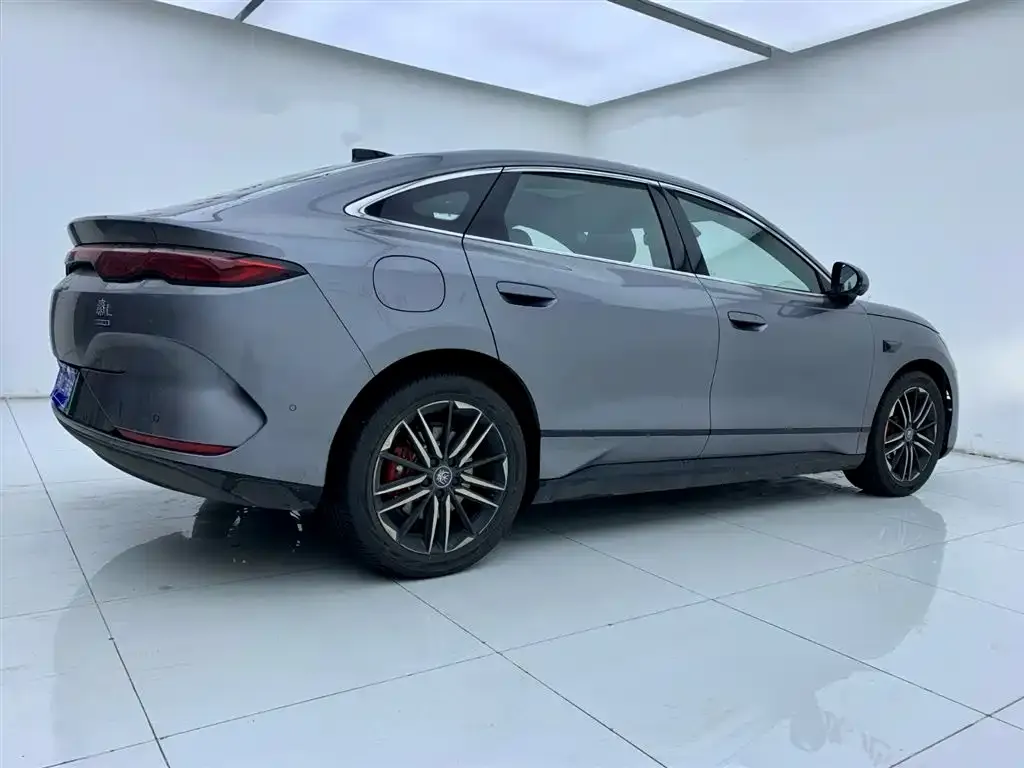 BYD Qin L — фото 2