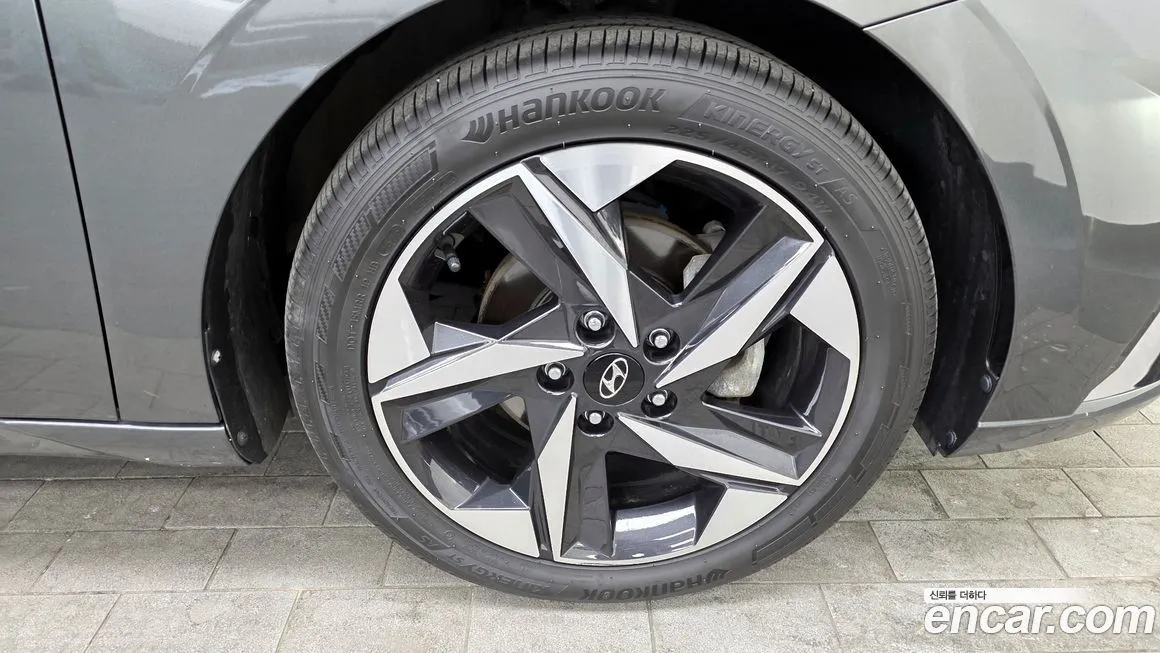 Hyundai AVANTE — фото 4