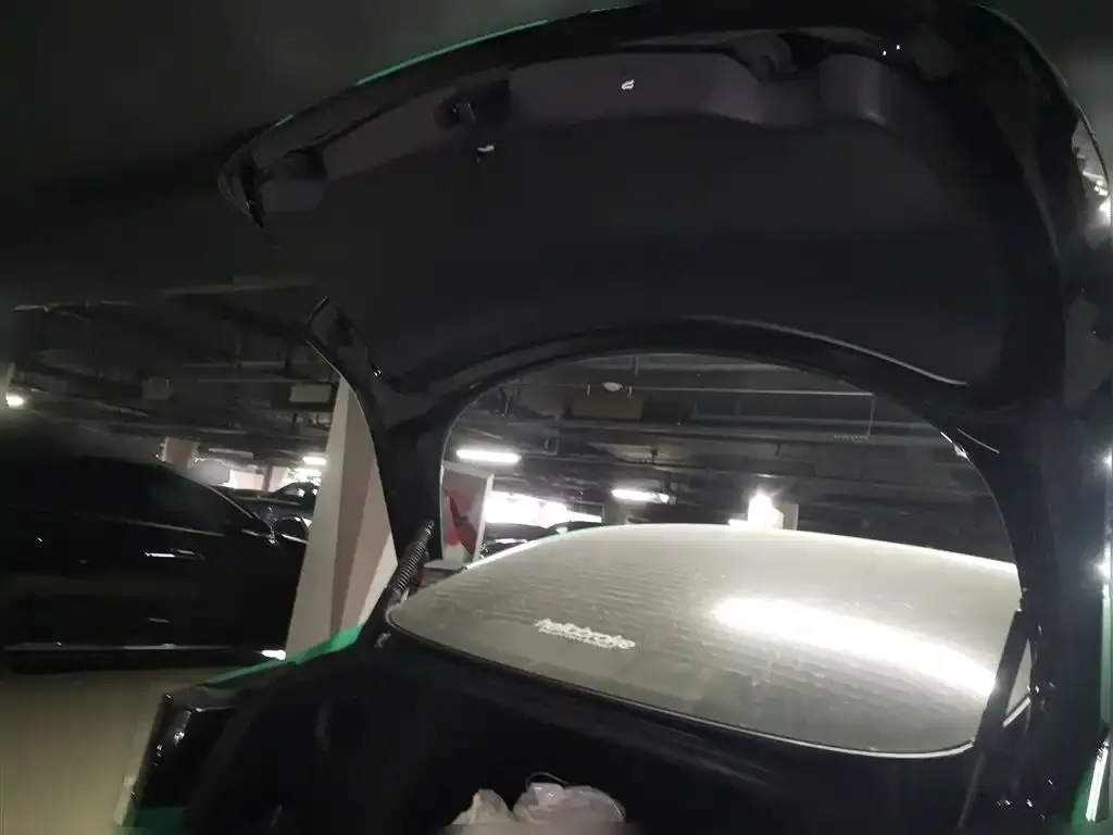Tesla Model 3 — фото 4