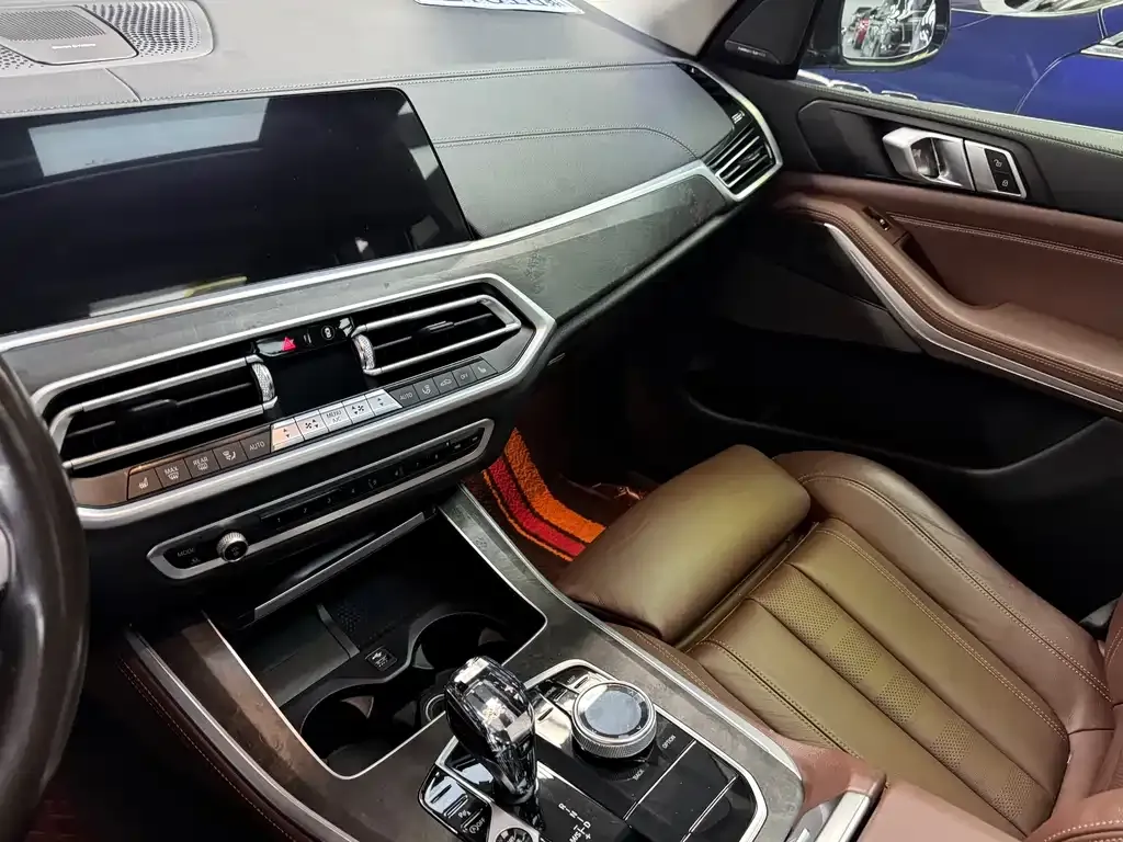 BMW X5 (Import) — фото 8