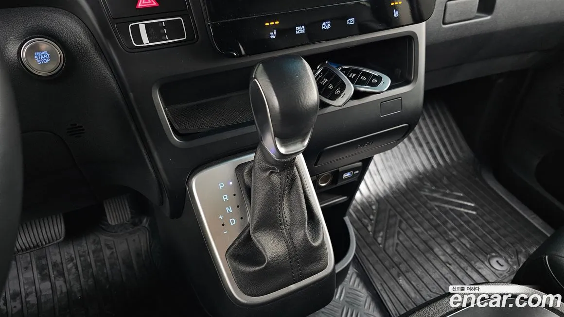 Hyundai Staria — фото 8