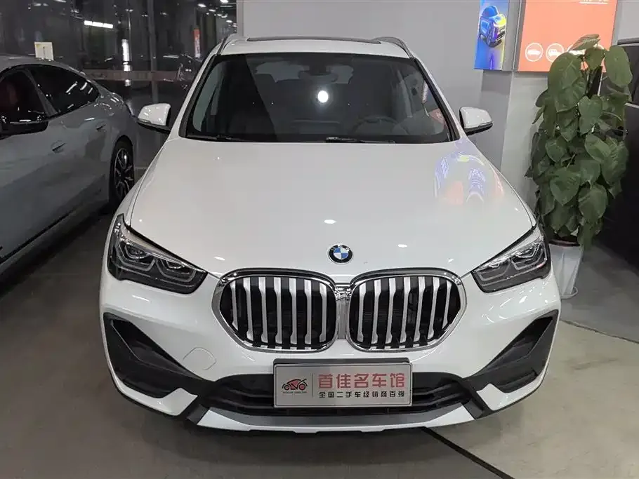 BMW X1 — фото 10