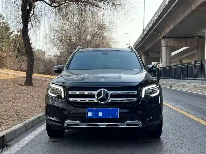 Mercedes-Benz GLB — фото 5