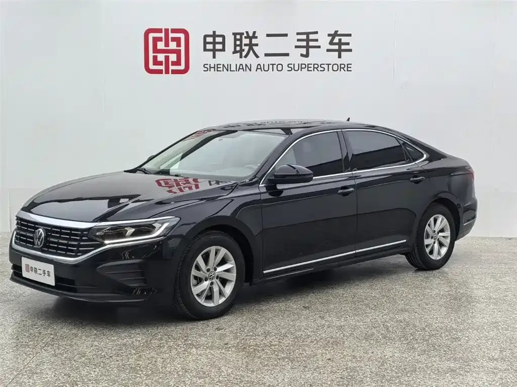 Volkswagen Passat — фото 1