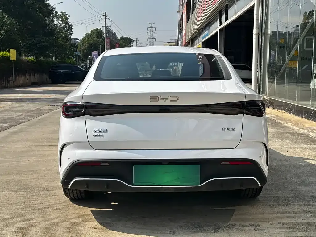 BYD Seal 06 — фото 8