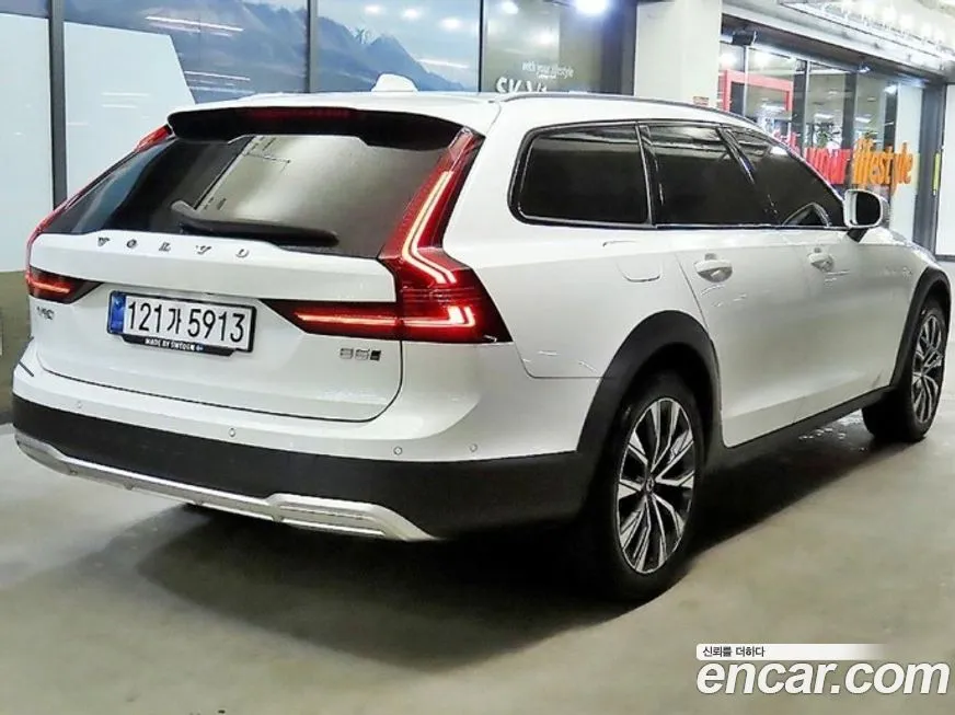 Volvo V90 — фото 5