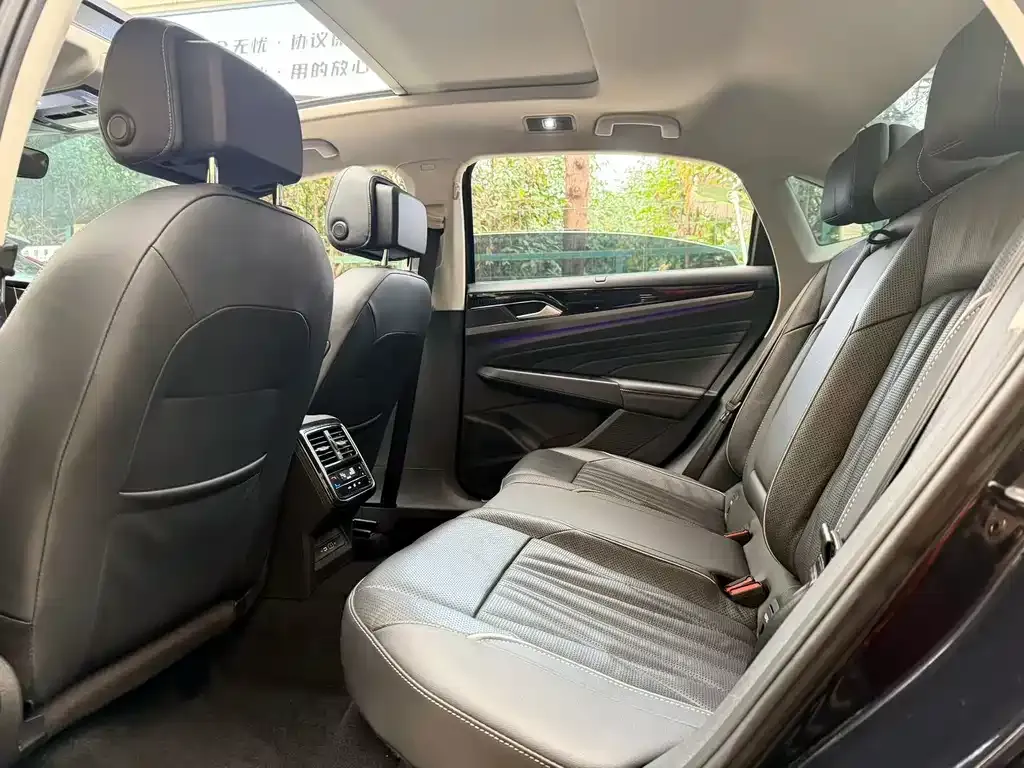 Volkswagen Passat — фото 3
