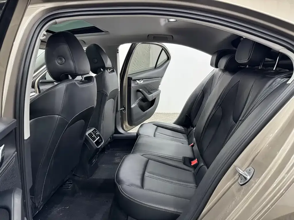 Skoda Octavia — фото 4