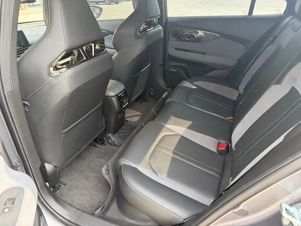 GAC Motor Shadow Leopard — фото 5