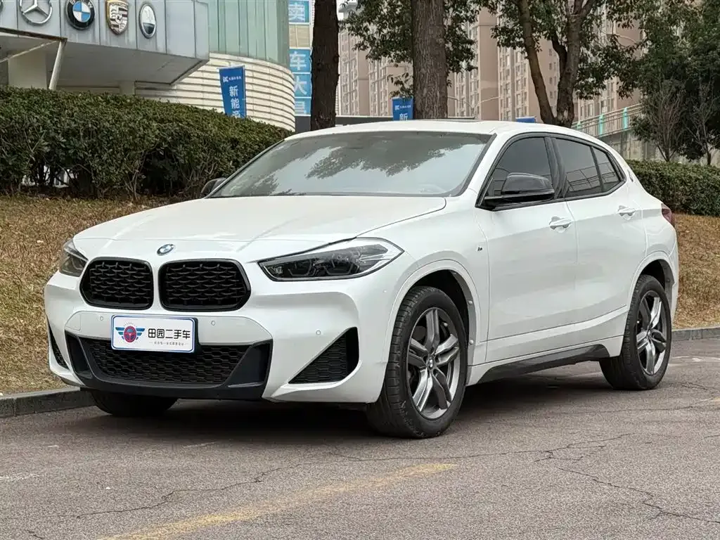 BMW X2 — фото 1