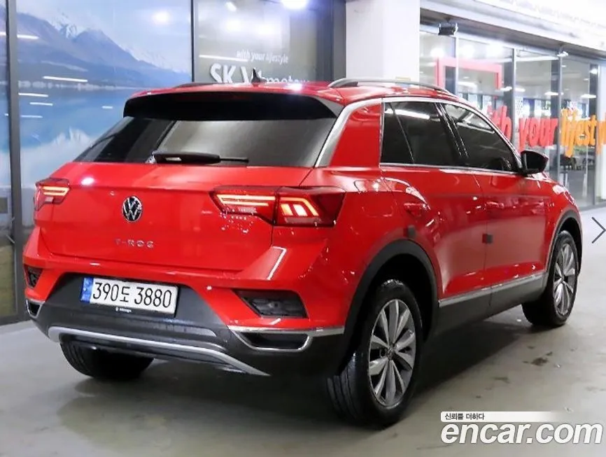 Volkswagen T-Roc — фото 4