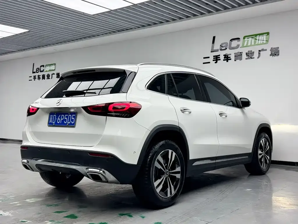 Mercedes-Benz GLA — фото 9