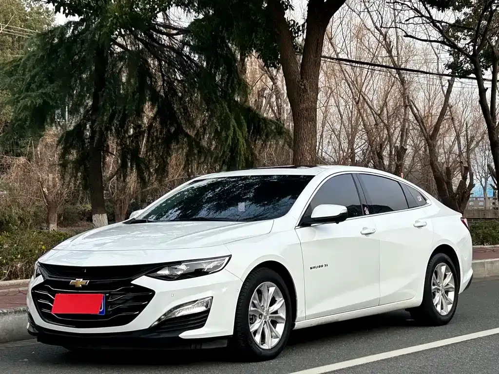Chevrolet Malibu XL — фото 1