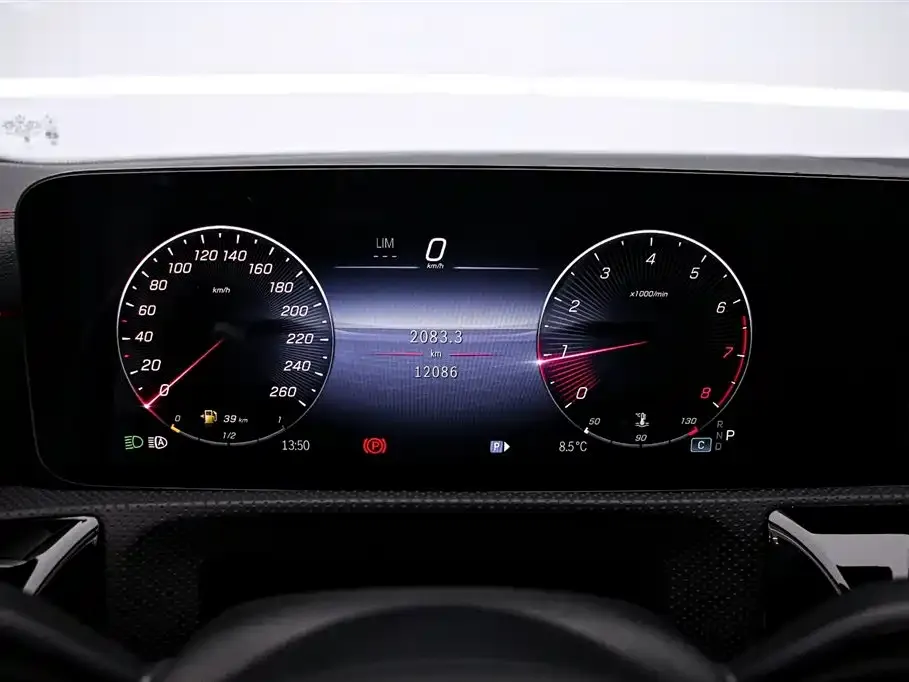 Mercedes-Benz CLA (Import) — фото 8