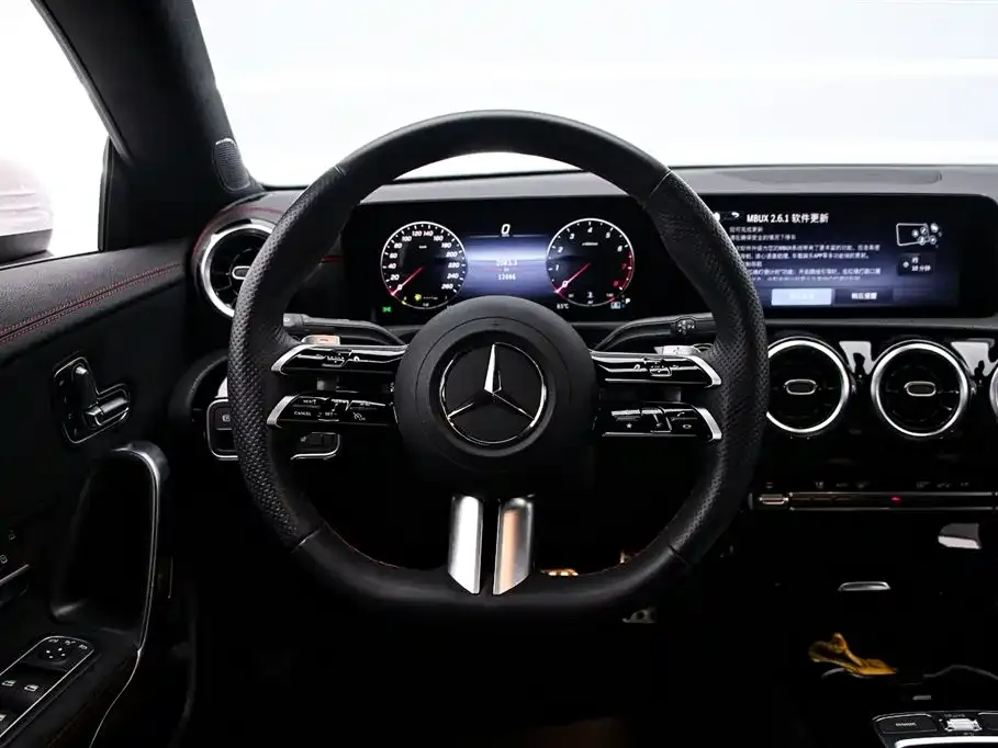 Mercedes-Benz CLA (Import) — фото 9