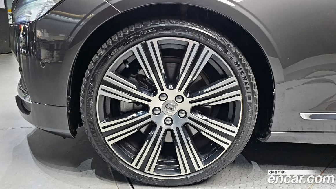 Volvo S90 — фото 10