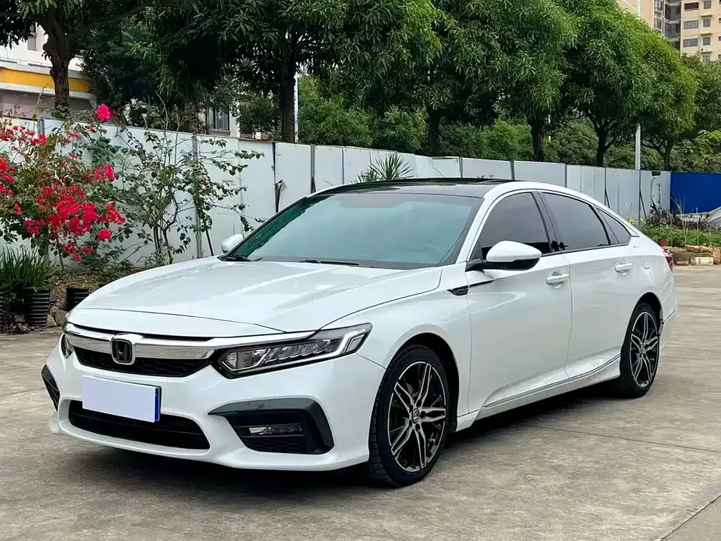 Honda Inspire — фото 1