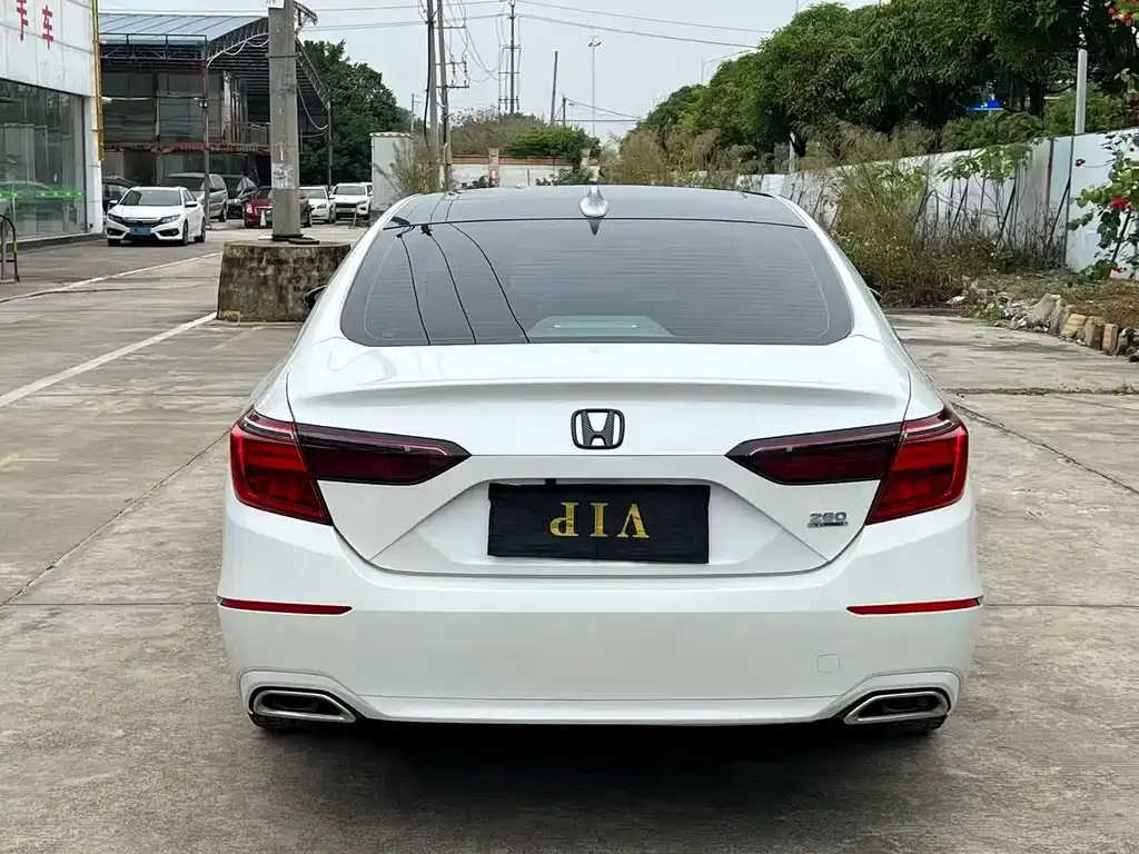 Honda Inspire — фото 7