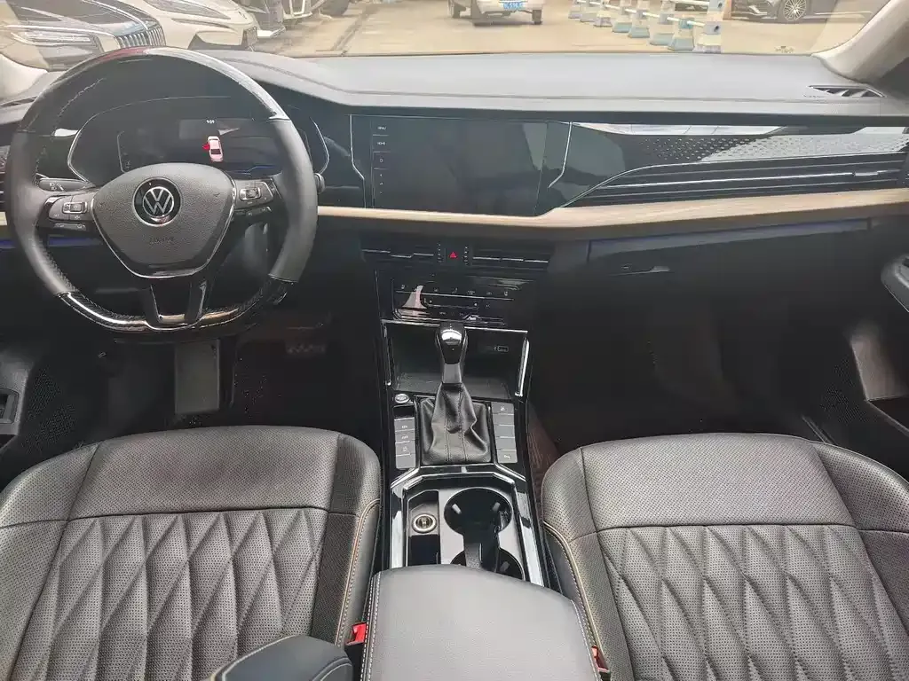 Volkswagen Passat — фото 4
