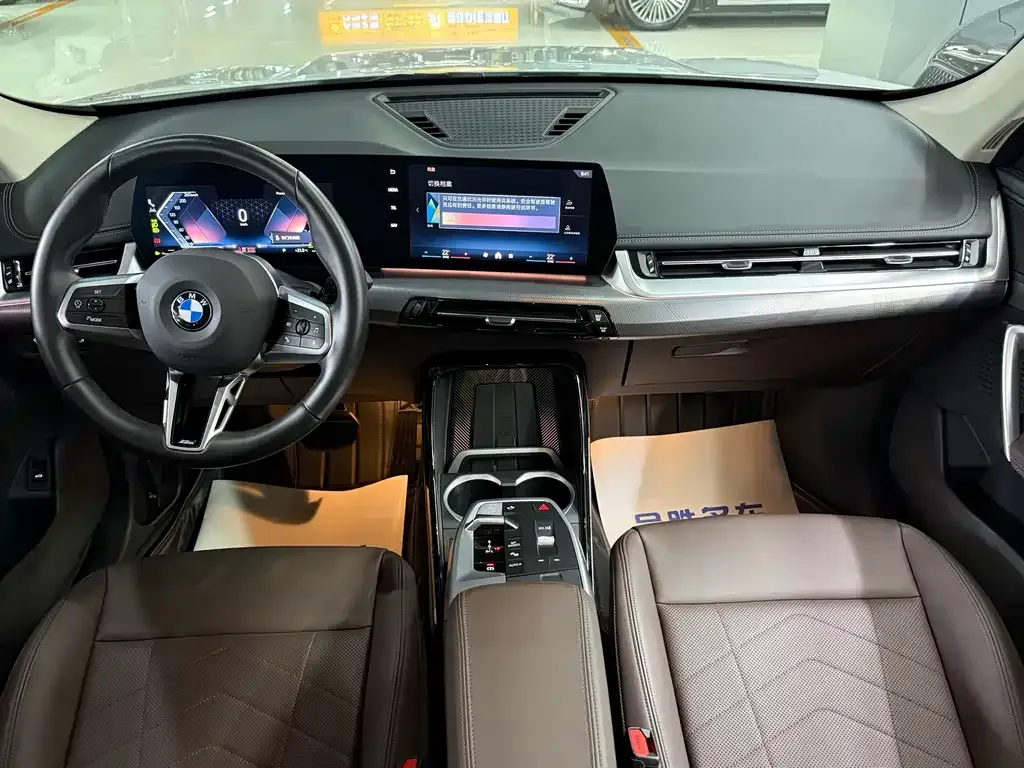 BMW X1 — фото 10