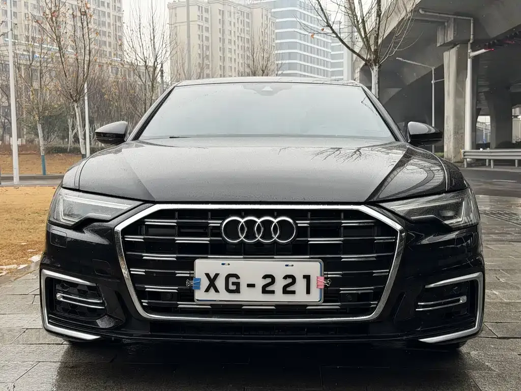 Audi A6L — фото 2