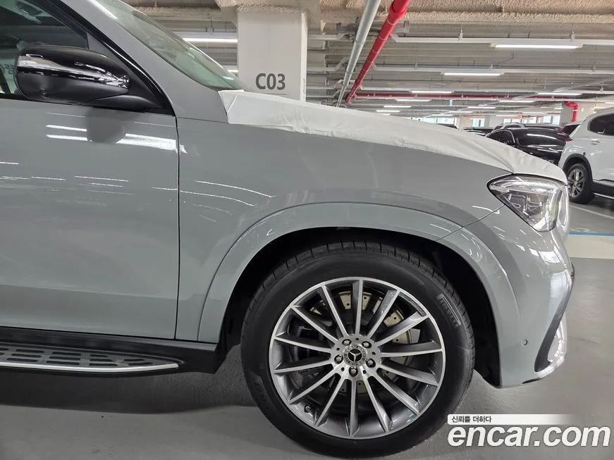 Mercedes-Benz GLE-Class — фото 7